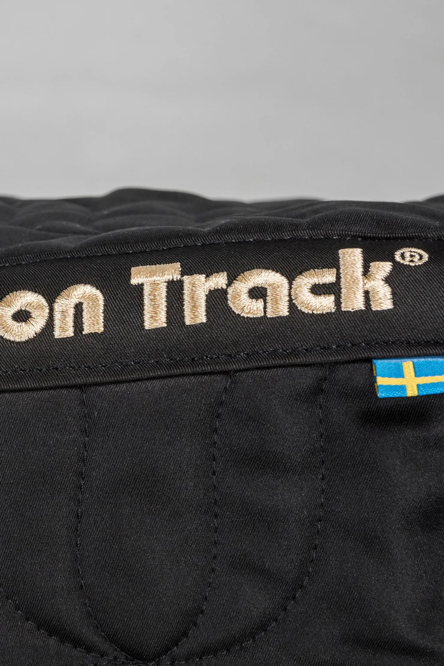 Clearance backontrack Back on Track Deep Nights Dressage Sadel Pad Black