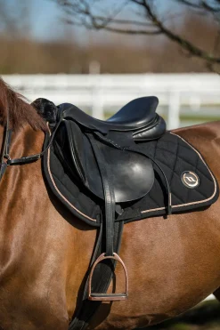 Outlet backontrack Back on Track Haze-kolleksjonen, sprangsjabrak Black/Rose