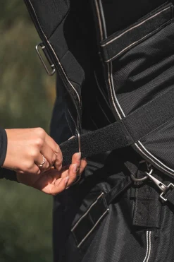 backontrack Back on Track Obsidian Utedekken med avtakbart halsstykke, 150g Black