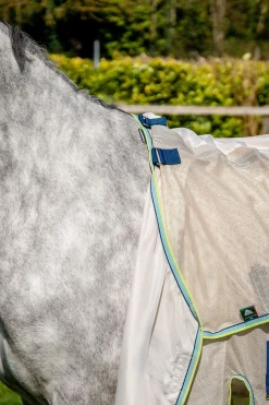 Online horseware Amigo Bug Buster fluedekken med avtakbar halsdel Chalk/Navy&BlueHaze
