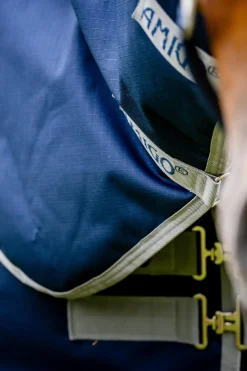 Clearance horseware Amigo Ripstop 900D Plus utedekken med avtakbar halsdel, 100g Navy/TitaniumGrey