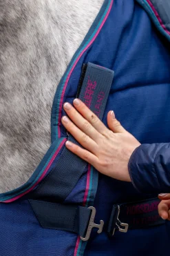 Online horseware Rambo Optimo Plus Budle Beitedekken (med 200g Liner) Navy/Burg,Teal&Nvy