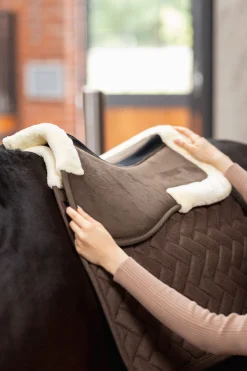 Online horze Nature made leisure korreksjonspad Espressobrown