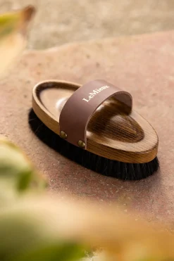 lemieux Artisan kroppsbørste i lammeull Brown