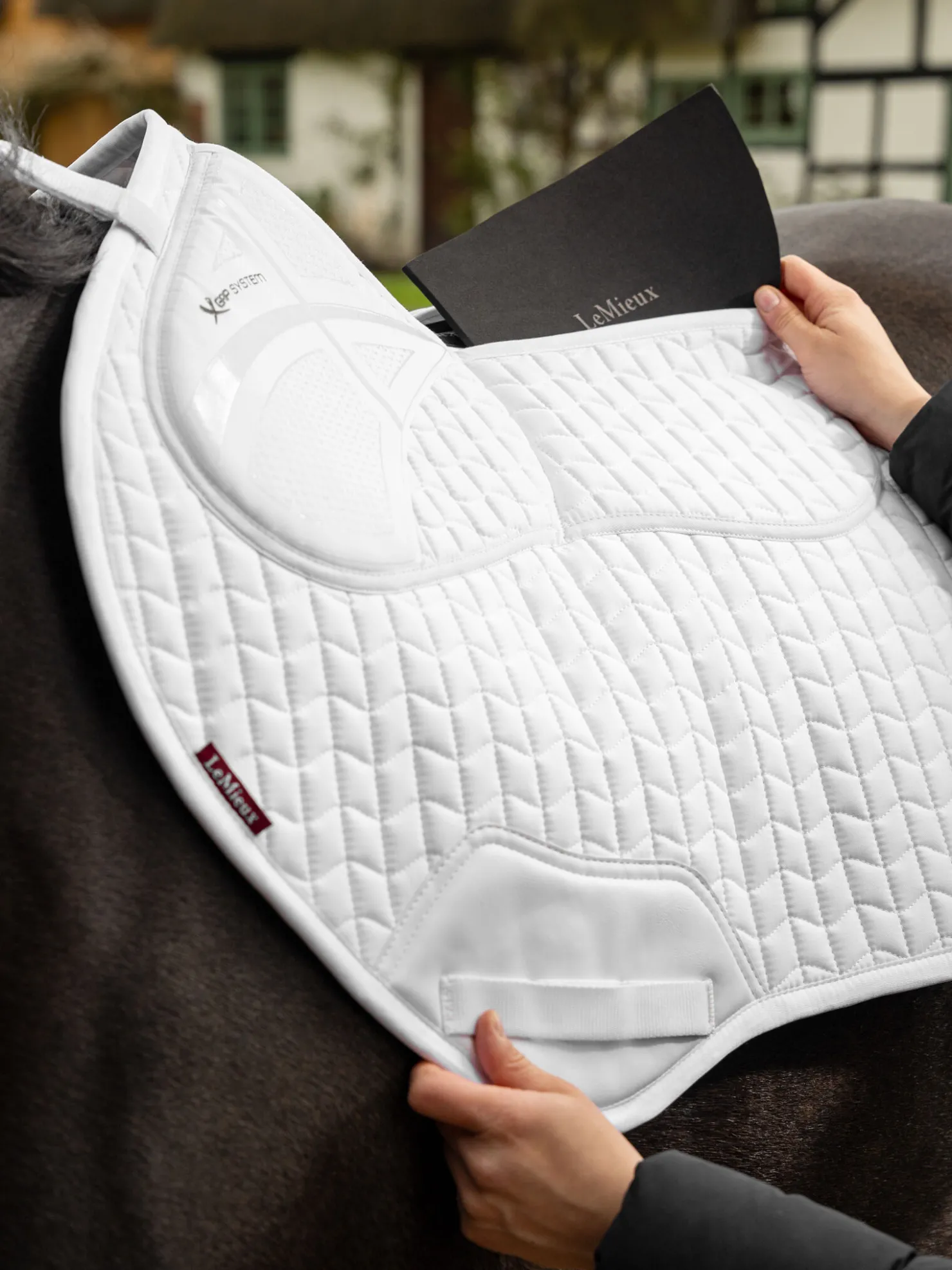 Best lemieux Prosorb Plain 2 Pocket Close Contact Pad White