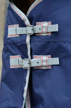 weatherbeeta Comfitec Essential utedekken med fast hals, 220g Navy/Silver/Red