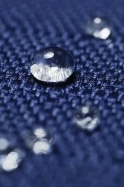 weatherbeeta Comfitec Essential utedekken med fast hals, 220g Navy/Silver/Red